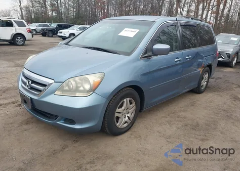 2005 Honda Odyssey Ex z USA, uszkodzony, nr VIN 5FNRL38415B134127